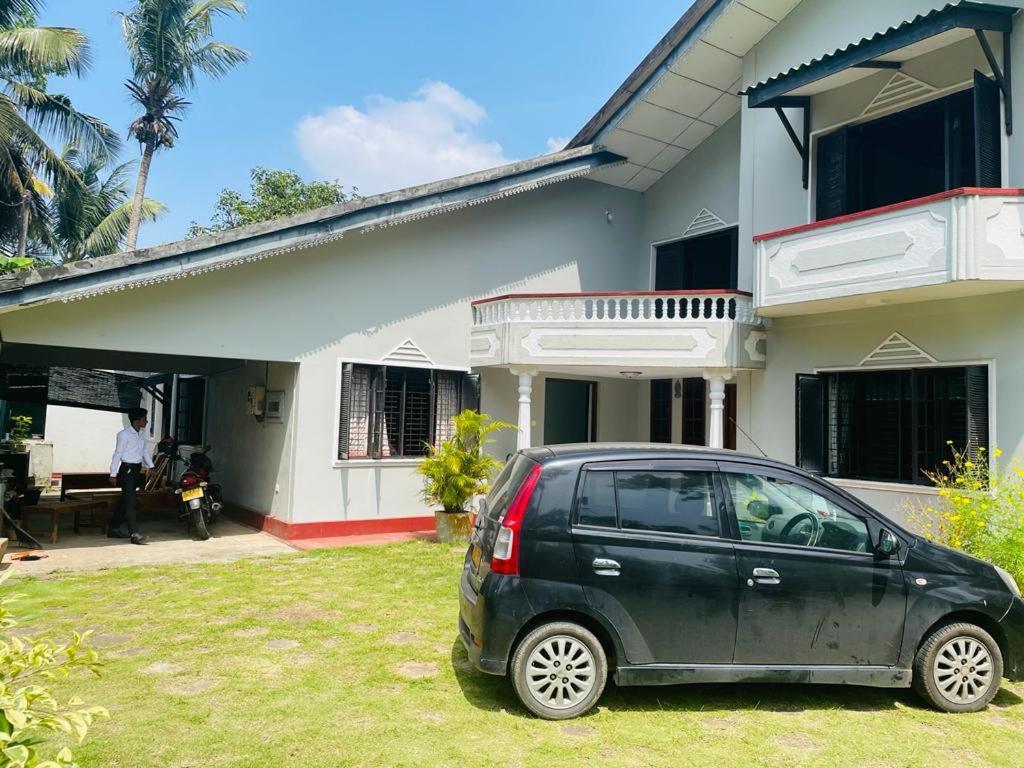 Galle Side Homestay Exterior photo
