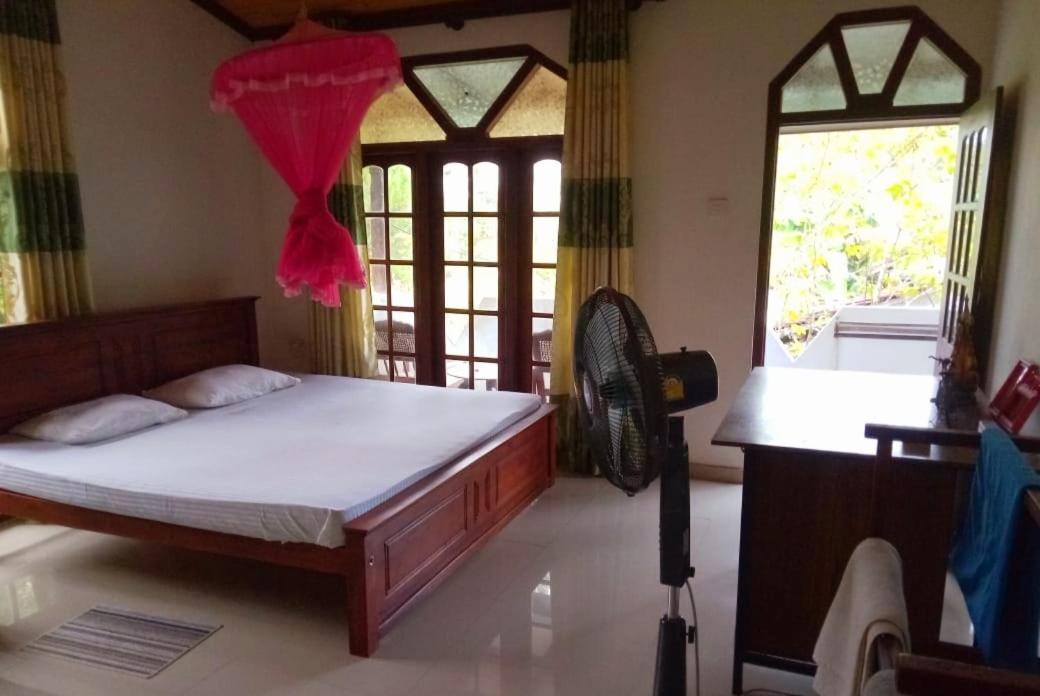 Galle Side Homestay Exterior photo