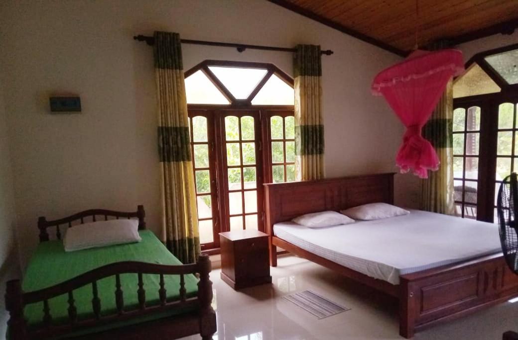 Galle Side Homestay Exterior photo